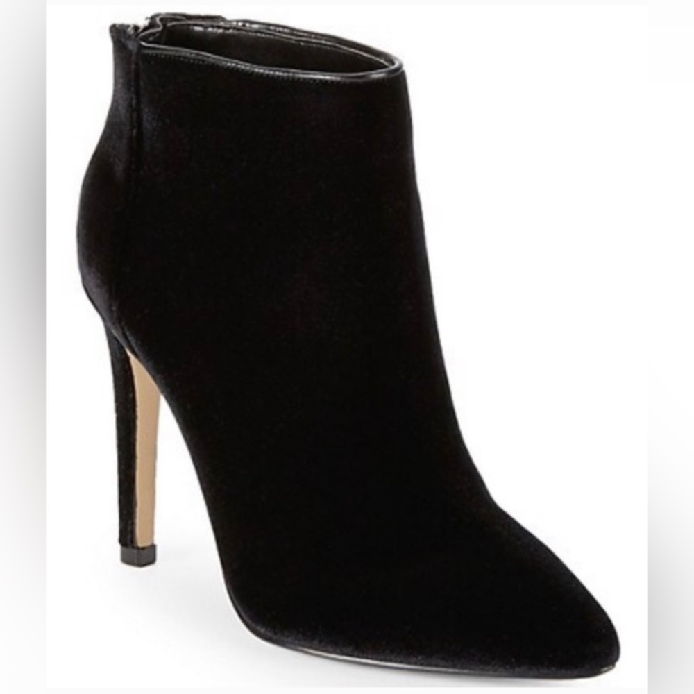 Ava and Aiden velvet ankle stiletto booties, new never worn Black, Size 9.5